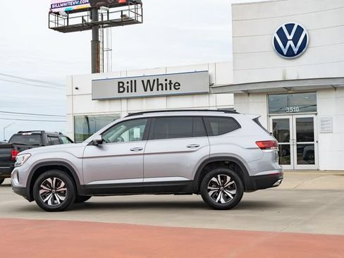 New 2026 Volkswagen Atlas SE FWD image 3