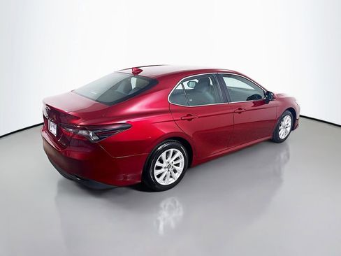 Used 2021 Toyota Camry LE w/ Convenience Package image 7