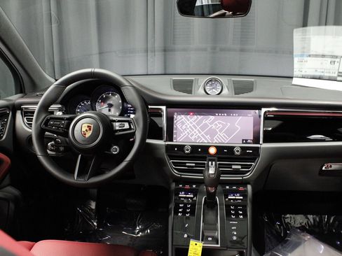 New 2026 Porsche Macan S AWD/4WD image 10