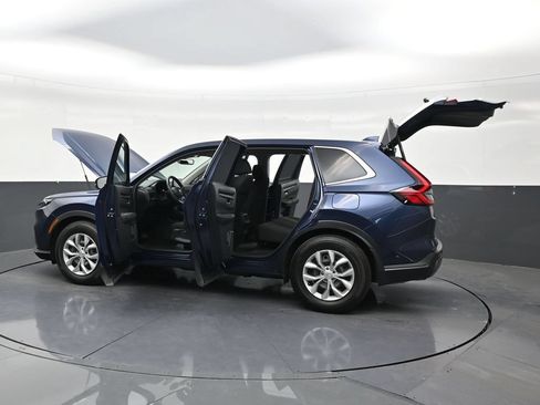 Used 2025 Honda CR-V LX image 29