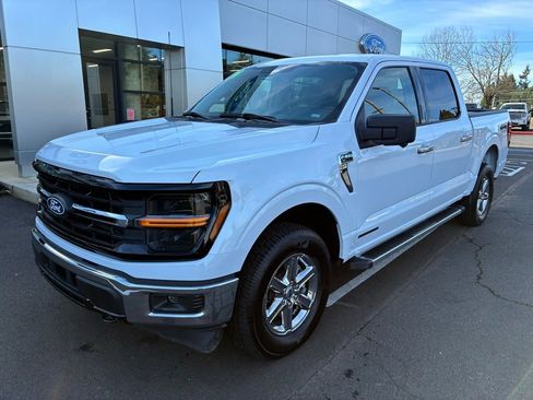 Used 2024 Ford F150 XLT w/ Mobile Office Package image 3