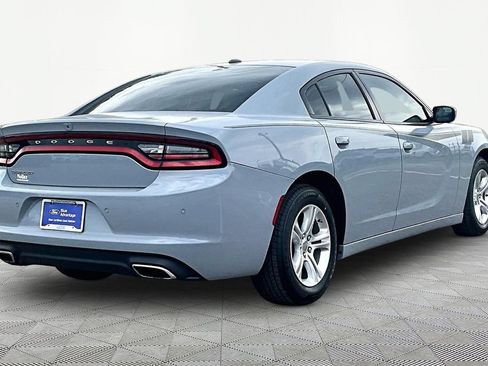 Used 2021 Dodge Charger SXT w/ Leather Interior Group RWD image 2