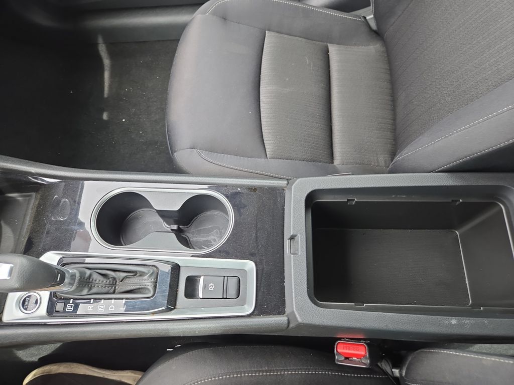 Used 2024 Nissan Altima 2.5 SV AWD/4WD image 24