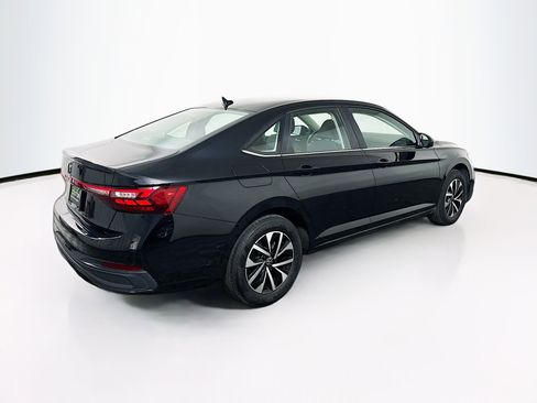 Used 2025 Volkswagen Jetta S image 9