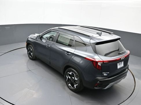 Used 2025 Kia Seltos S AWD/4WD image 39