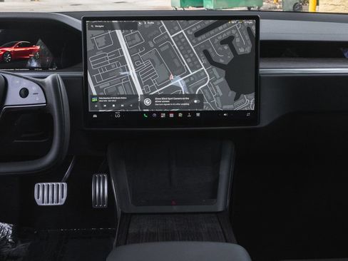 Used 2022 Tesla Model S AWD/4WD image 18