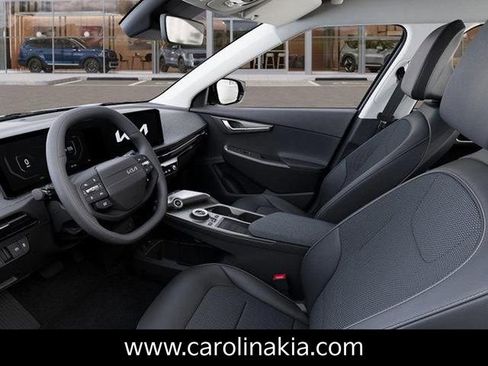 New 2025 Kia EV6 Light image 18
