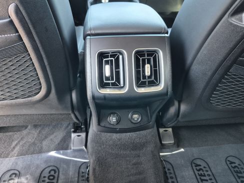 Used 2022 Kia Sorento EX w/ Panoramic Sunroof Package FWD image 15