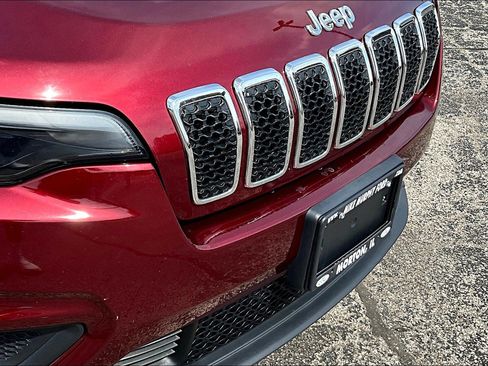 Used 2019 Jeep Cherokee Latitude w/ Cold Weather Group image 31