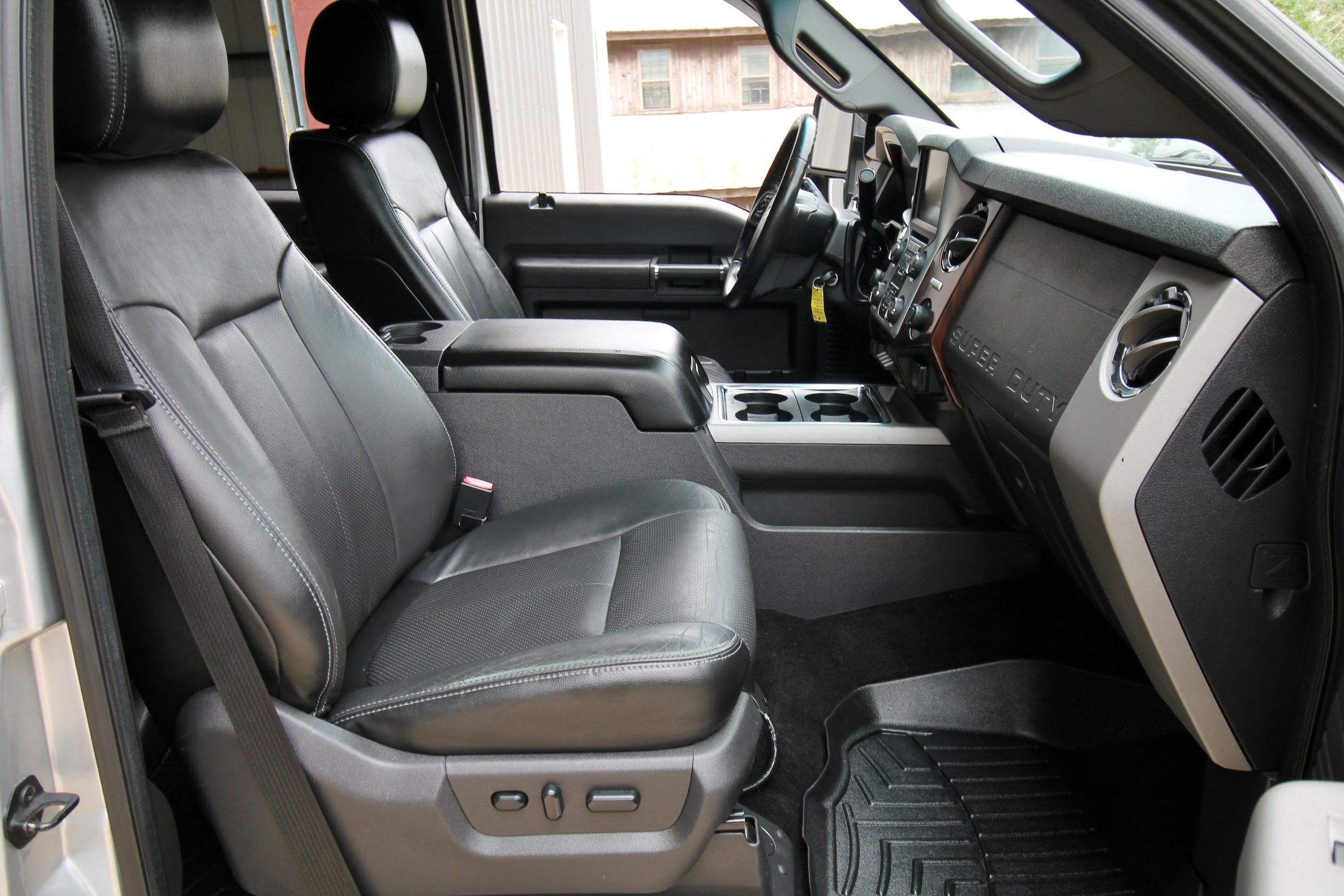 Used 2015 Ford F350 Lariat AWD/4WD image 39