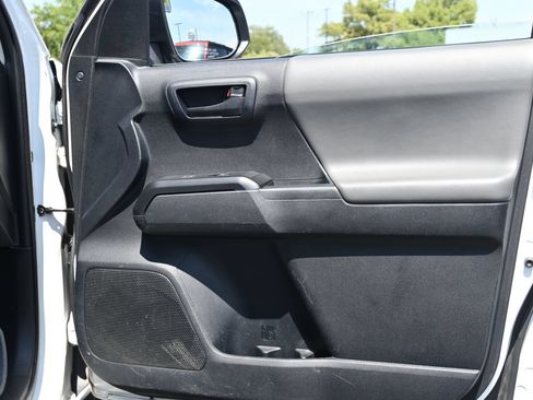 Used 2020 Toyota Tacoma SR RWD image 26