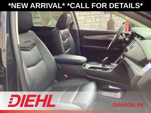 Used 2019 Cadillac XT5 Luxury FWD image 11