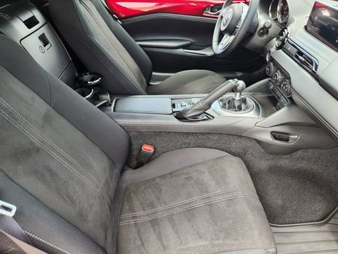 Used 2025 MAZDA MX-5 Miata Club RWD image 14