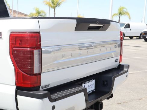 Used 2022 Ford F350 Platinum w/ Tremor Off-Road Package AWD/4WD image 16