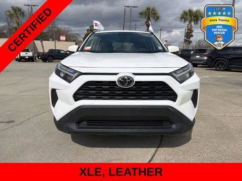 Certified 2022 Toyota RAV4 XLE w/ Convenience Package image 2