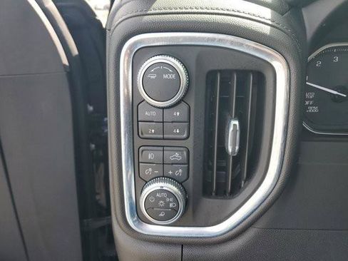 Used 2021 GMC Sierra 1500 SLT w/ SLT Premium Plus Package AWD/4WD image 26