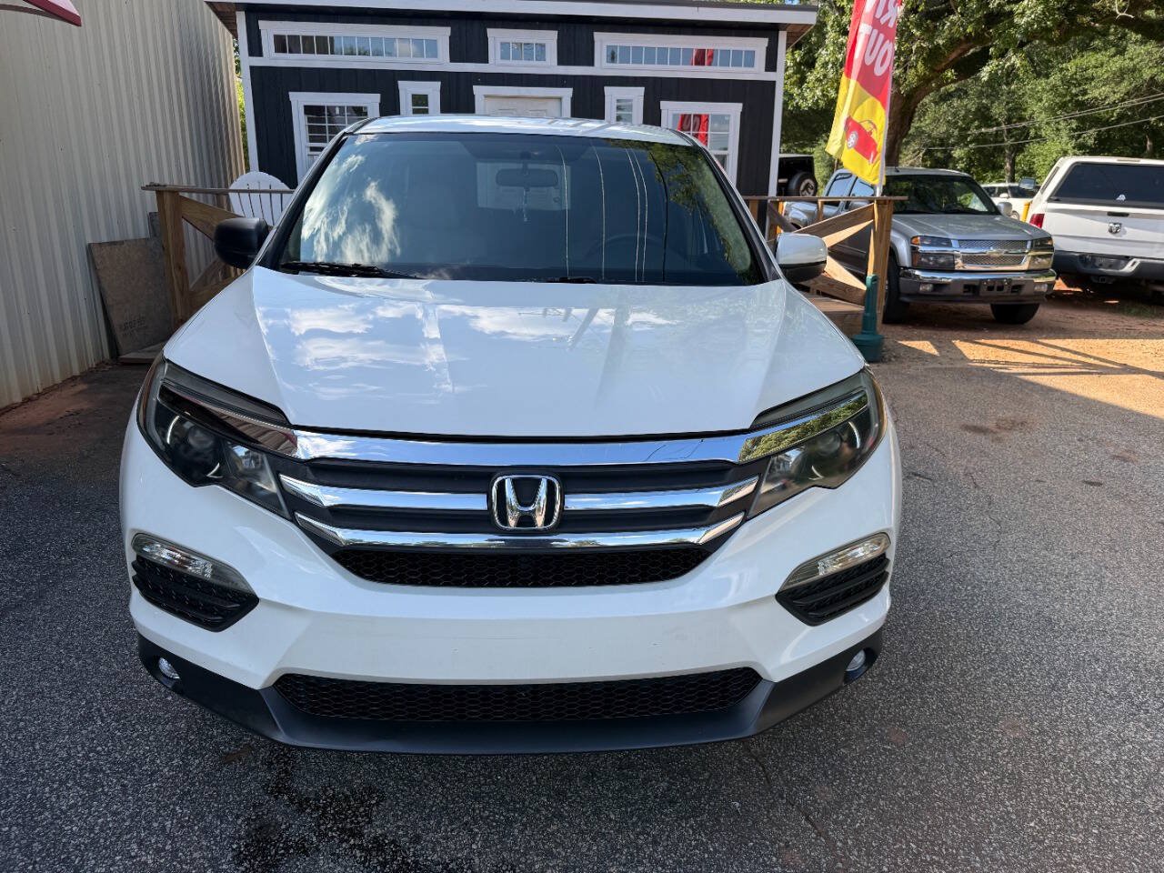 Used 2017 Honda Pilot EX image 3