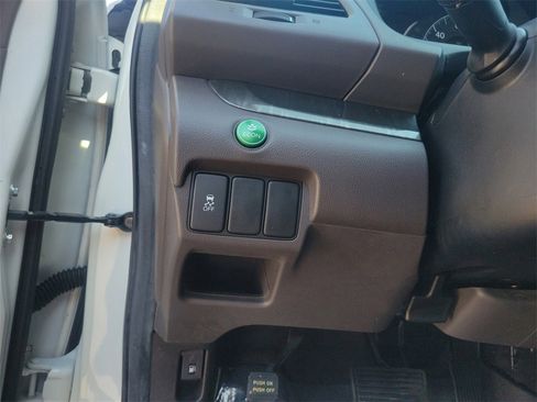 Used 2013 Honda CR-V EX-L image 24