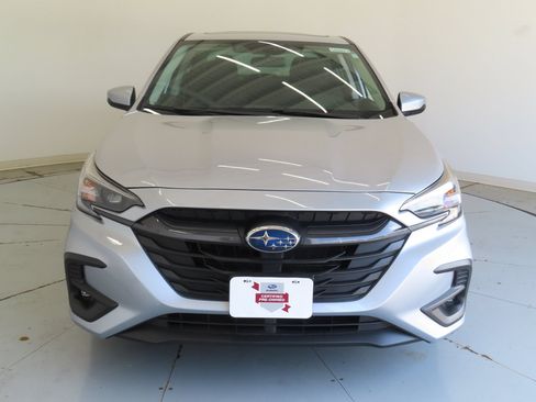 Certified 2025 Subaru Legacy Premium AWD/4WD image 9
