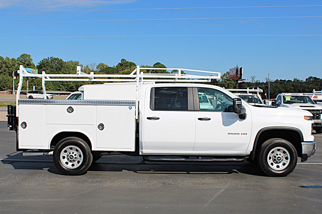 Used 2025 Chevrolet Silverado 3500 W/T w/ WT/CX Safety Package AWD/4WD image 10
