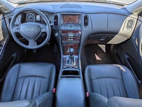 Used 2017 INFINITI QX50 AWD w/ Deluxe Touring Package image 19