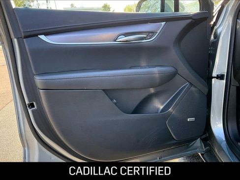 Used 2023 Cadillac XT5 Luxury w/ LPO, Floor Liner Package AWD/4WD image 20
