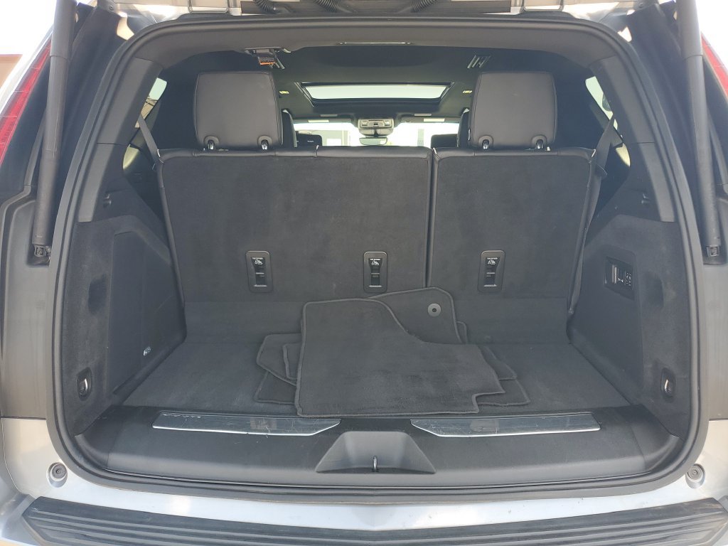 Used 2021 Cadillac Escalade Premium Luxury RWD image 33