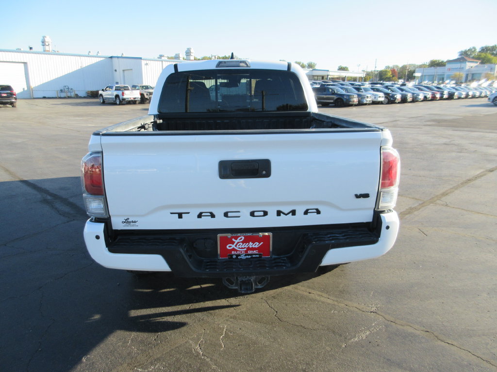 Used 2023 Toyota Tacoma TRD Sport w/ Technology Package AWD/4WD image 6