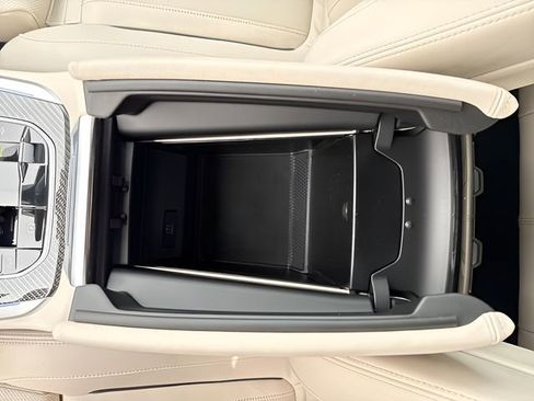 New 2026 BMW X5 M60i image 26