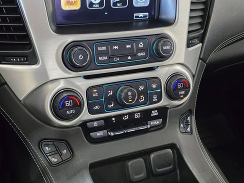 Used 2019 GMC Yukon SLT AWD/4WD image 14