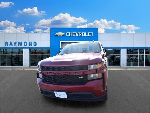 Used 2020 Chevrolet Silverado 1500 Custom w/ Custom Value Package AWD/4WD image 7