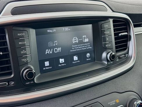 Used 2020 Kia Sorento LX w/ LX I4 Convenience Package AWD/4WD image 14