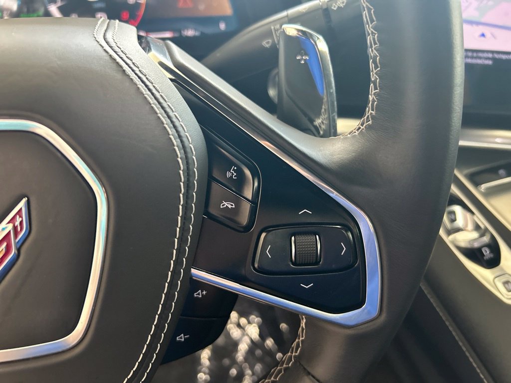 Used 2025 Chevrolet Corvette Z06 RWD image 38