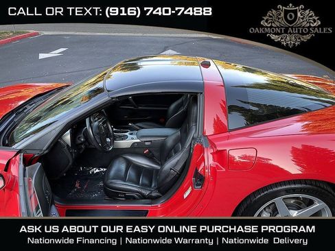 Used 2005 Chevrolet Corvette Coupe w/ Preferred Equipment Group RWD image 17
