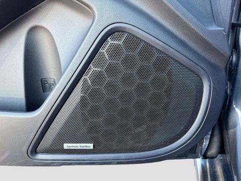 Certified 2025 Subaru Outback Limited image 17