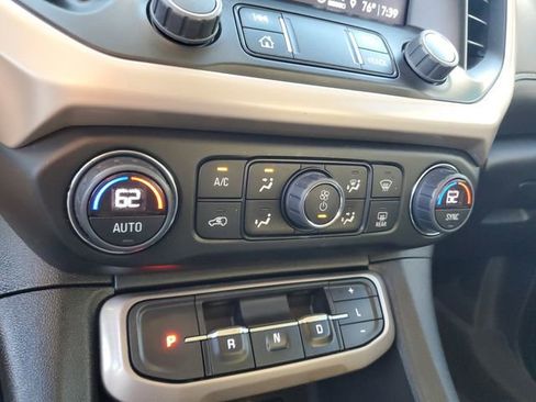 Used 2023 GMC Acadia Denali w/ Denali Ultimate Package FWD image 22