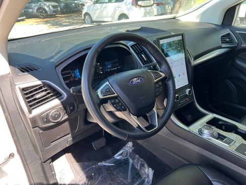 Used 2024 Ford Edge SEL AWD/4WD image 36