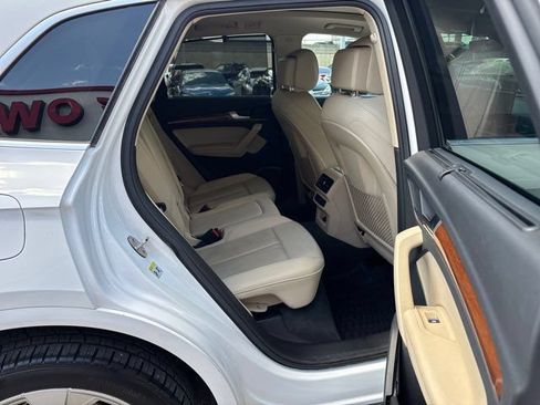 Used 2023 Audi Q5 2.0T Premium Plus w/ Premium Plus Package AWD/4WD image 58