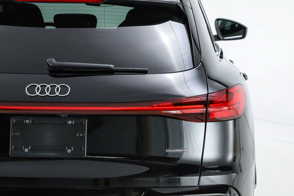 Used 2025 Audi Q5 Prestige AWD/4WD image 16