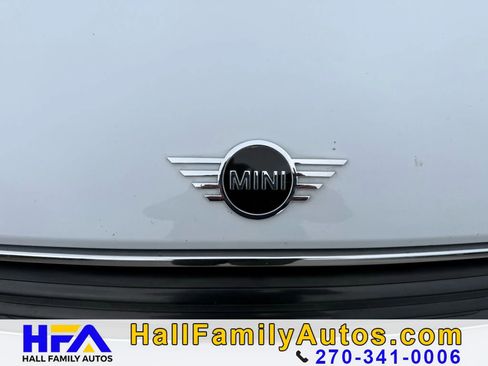 Used 2020 MINI Cooper Countryman Cooper Hatchback 4D image 4