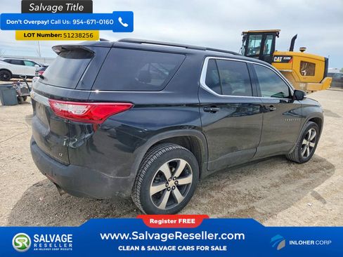 Used 2019 Chevrolet Traverse LT w/ LT Premium Package AWD/4WD image 4