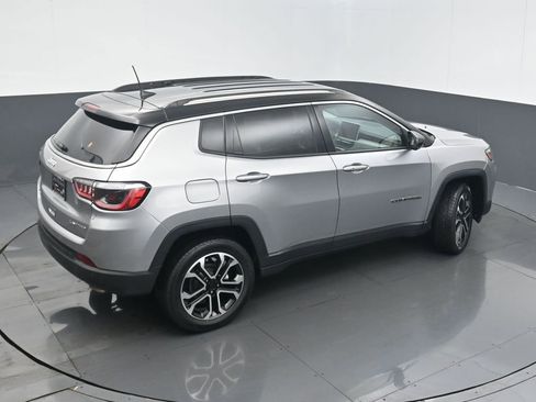 Certified 2022 Jeep Compass Limited image 40