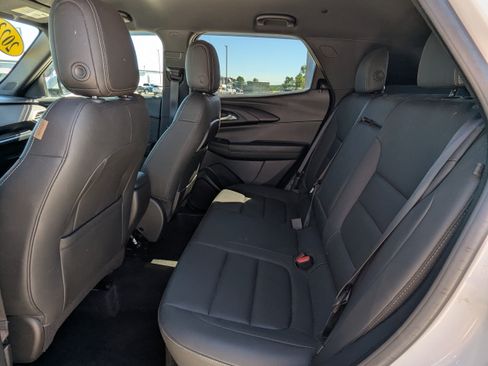 Used 2023 Chevrolet TrailBlazer ACTIV AWD/4WD image 10