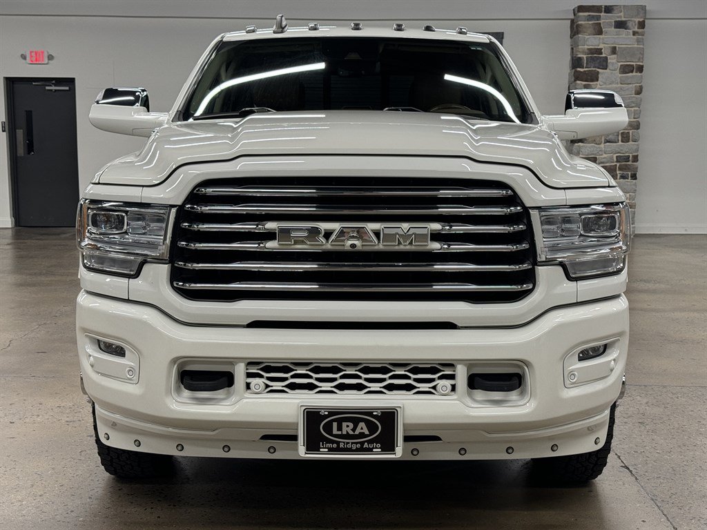 Used 2021 RAM 3500 Limited AWD/4WD image 2