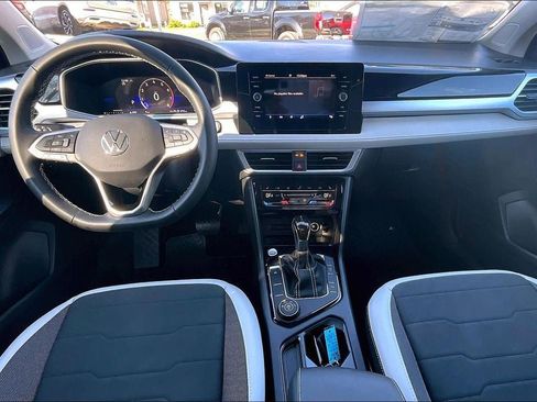 New 2026 Volkswagen Taos SE AWD/4WD image 15
