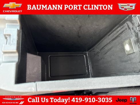 Used 2020 Chevrolet Equinox LT w/ Driver Convenience Package FWD image 27