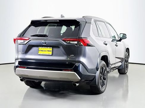 Used 2024 Toyota RAV4 SE w/ Convenience Package AWD/4WD image 9