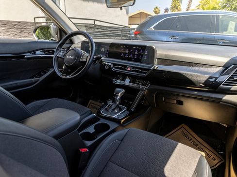Used 2025 Kia Seltos S FWD image 35
