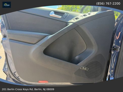 Used 2014 Volkswagen Tiguan SEL AWD/4WD image 9