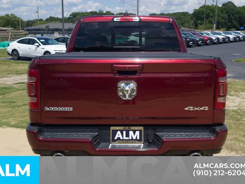 Used 2019 RAM 1500 Laramie AWD/4WD image 7